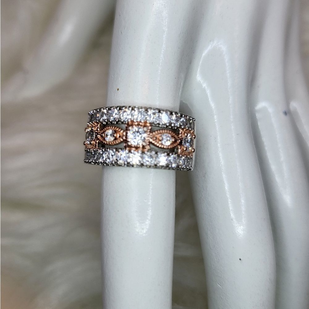 Silver Rose Gold Cubic Zirconia Band Ring Size 6 - Picture 1 of 6